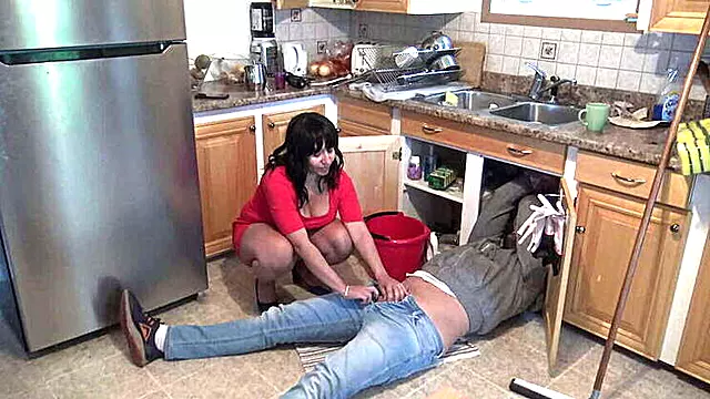 Amateur's Wife Cheats with Step-Mom During Work Hours in the Kitchen