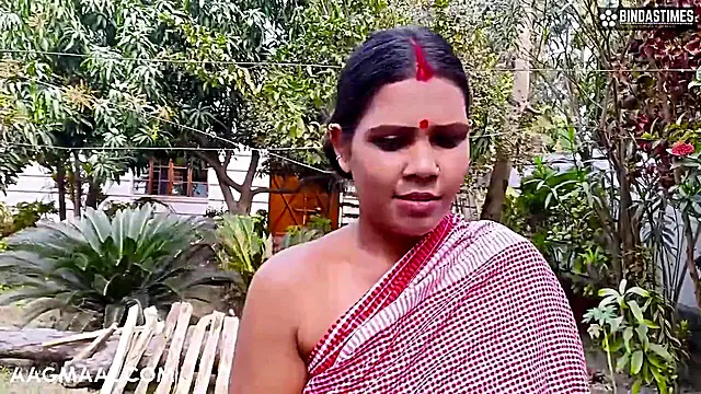 Indian Woman Xxx मोटी चूत, इंडियन स्तन, बूब्स, काले बाल वाली उन्नत वछ, भारतीय, भारतीय चूतड़ चाटना