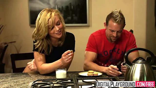 Hot blonda home wrecker (Kayden Kross) gets plowed hard on the kitchen table - digital playground