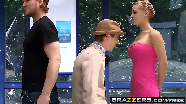 اللسان شاعر المليون, Brazzers نجوم الجنس, قذف الكس