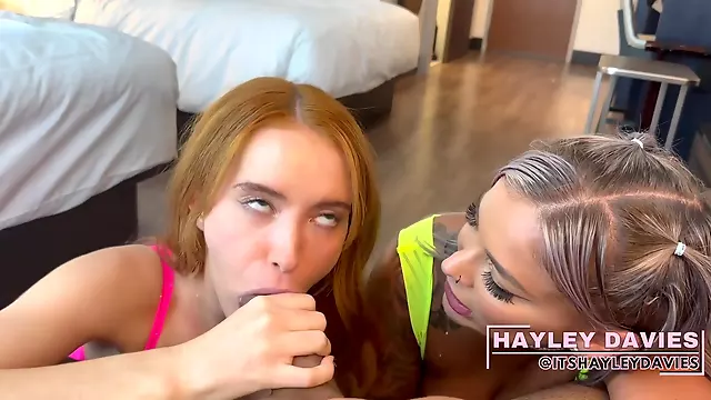 Hayley Davies And Zoe Luna Have Dick Sucking Contest