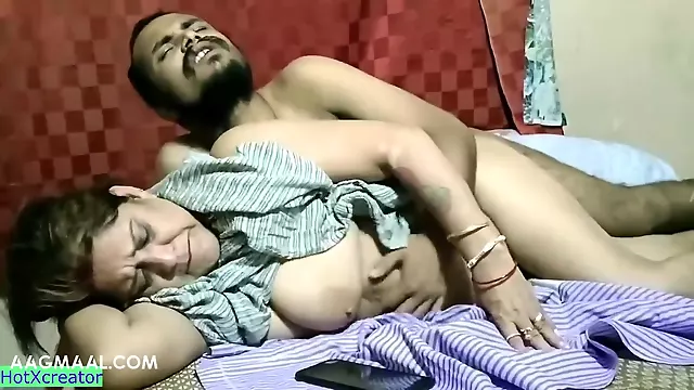 देसी बंगाली, इंडियन बिग बूब्स, Bigtits Milfs तस्वीरें, बड़े स्तन, बुत भारतीय, भारतीय अधेड औरते