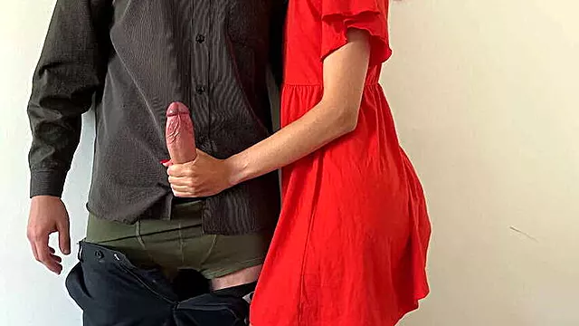 Tight Hand Job Leads to Explosive Orgasm for My New Boss