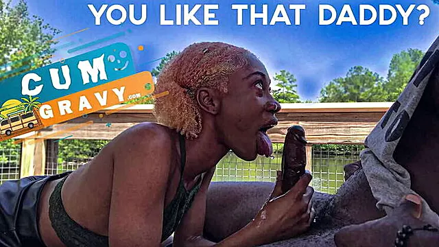 Jamaican Teen's Dick Sucking in Florida for Cum-Gravy