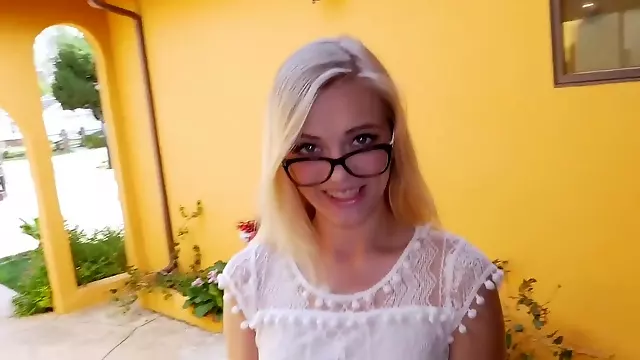 Amateur Fotze, Amateur Hart, Amateur Nippel, Lange Nippel, Blond Brille Pov, Schüchtern Casting Teen