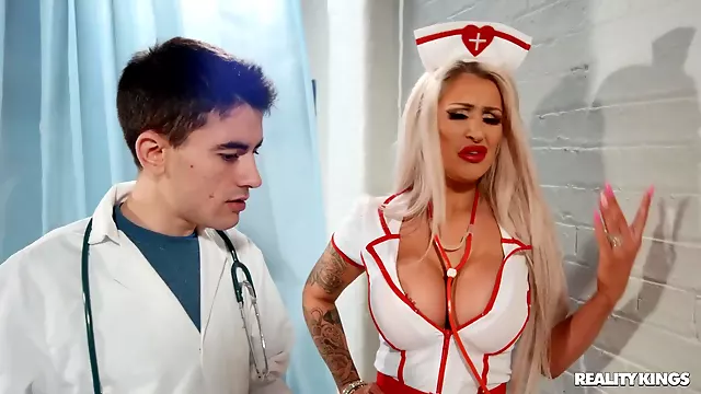 Büyük Meme, Koca Memeli Doktor, Büro Big Boobs, Sarışın Big Boobs, Doktor, Arkadan Dayama, Mılf