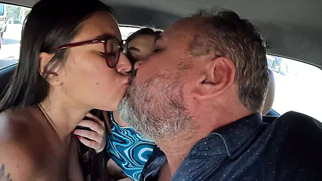 Boquete Amador, Amador, Broches Nas Mamas, Brasileiras Beijando, Carro Publico, Adolescente Primeira Vez