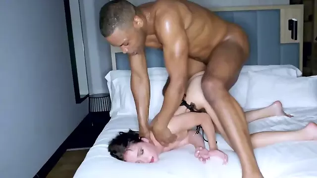 Black boss and white secretary are fucking in the hotel room