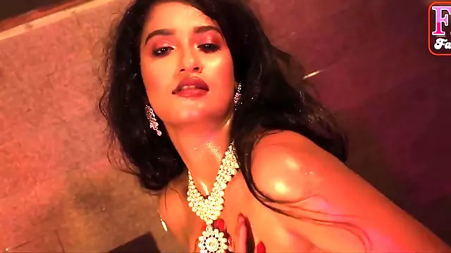 Surabhi Saree Fashion - Indian Erotic Solo