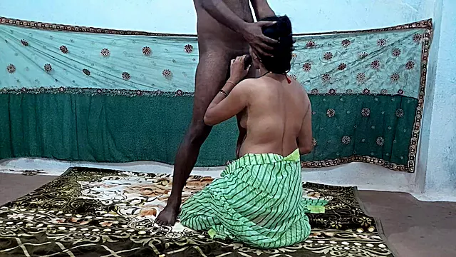 Desi housewife Rashmi receives a thorough pounding, takes a load on her stomach, and gets her pussy licked in steamy action