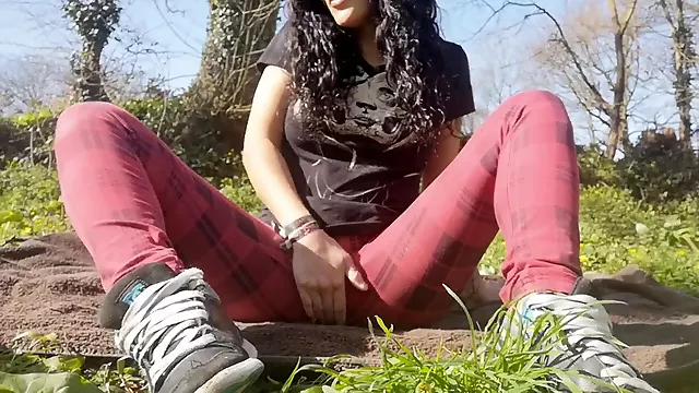 Outdoor masturbation, solveig, day 7