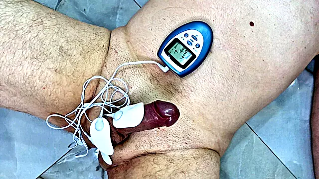 Electric cocksucking delight, Nika's power tools make his balls buzz and his dick🍆 hard.