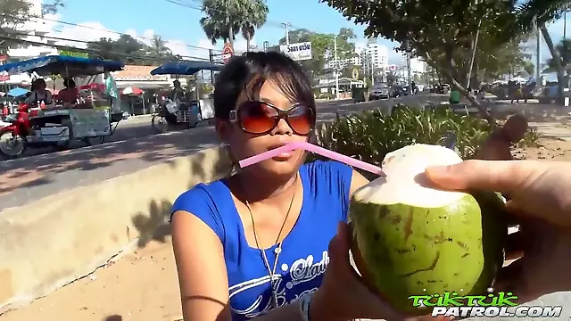 Thai milf, mia khalifa